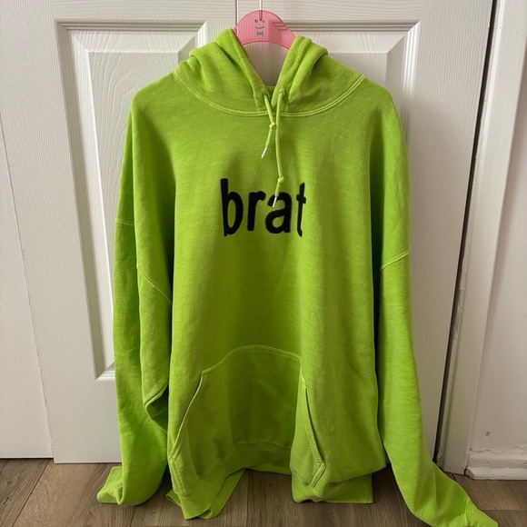 Charli xx UO Exclusive Brat Graphic
Hoodie Sweatshirt - Picture 2 of 4